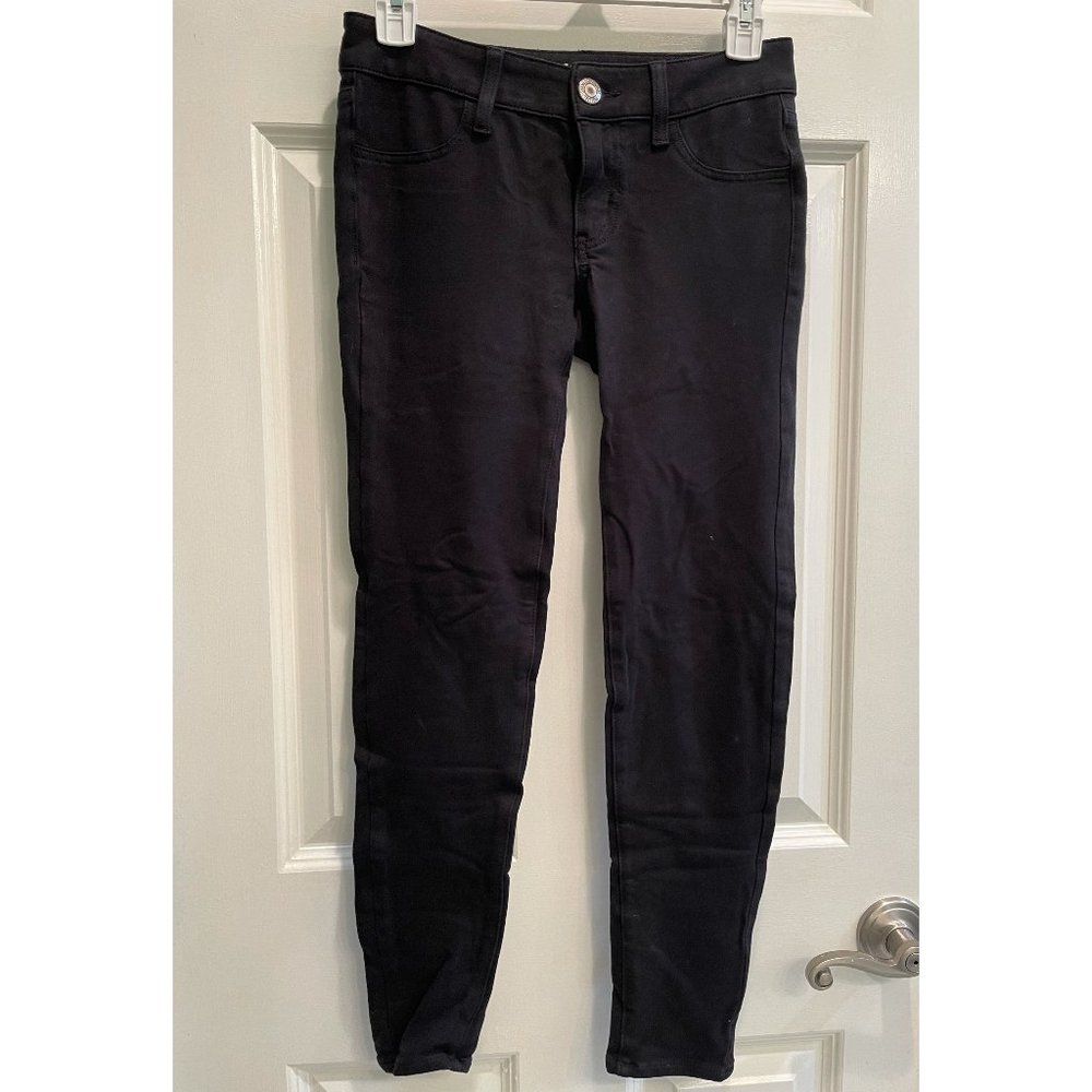 Black skinny jeans